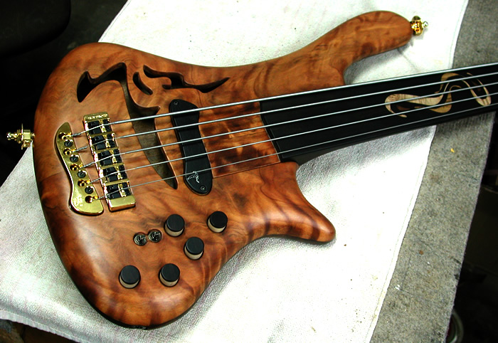 http://www.jerzydrozdbasses.com/images/44307-2.jpg