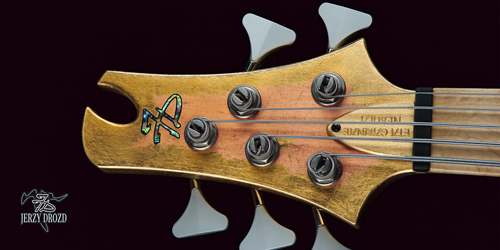 JERZY DROZD Eta Carinae bass guitar headstock view