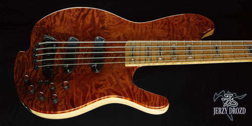 JERZY DROZD Atlas body angled view