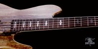 jerzy-drozd-siracusa-bass-guitar-fretboard-silver-rose-gold-inlay